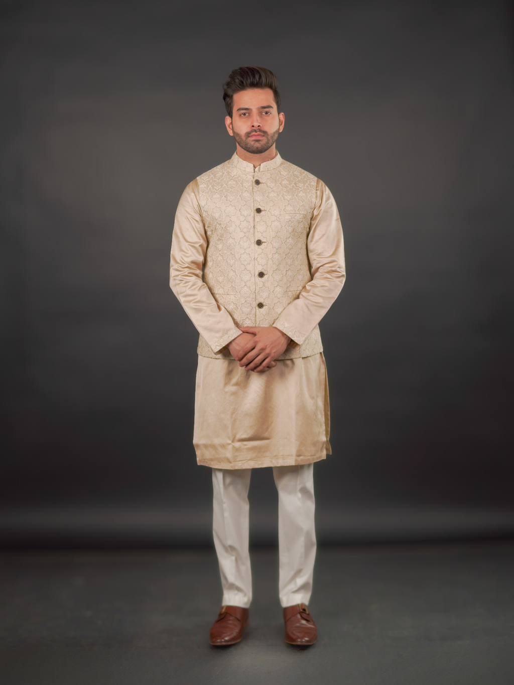 Ivory Textured Bundi Jacket & Kurta Set